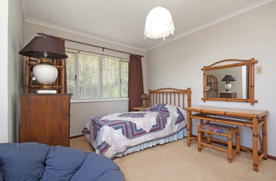 To Let 3 Bedroom Property for Rent in Glencairn Western Cape